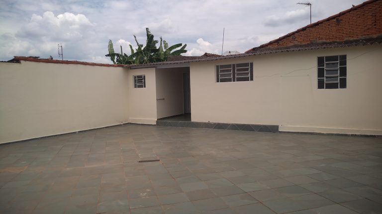 Casa à Venda Casa à Venda