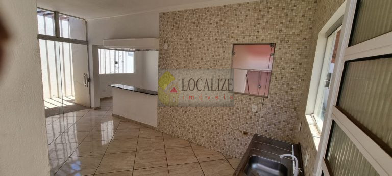 Casa à Venda em Mogi Guaçu Casa à Venda em Mogi Guaçu