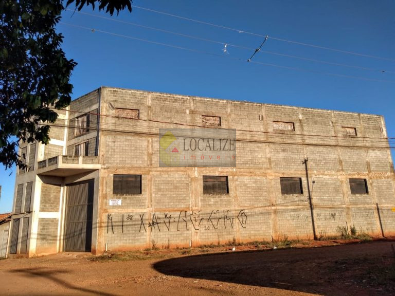 Barracão à Venda em Mogi Guaçu