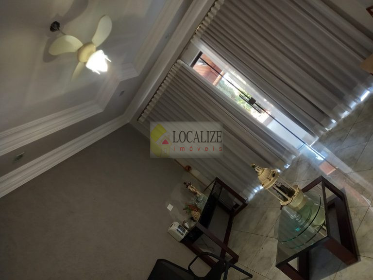 Casa Alto Padrão em Chácara em Mogi Guaçu