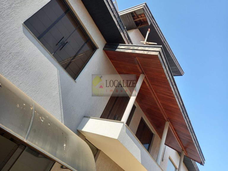 Casa Alto Padrão em Chácara em Mogi Guaçu