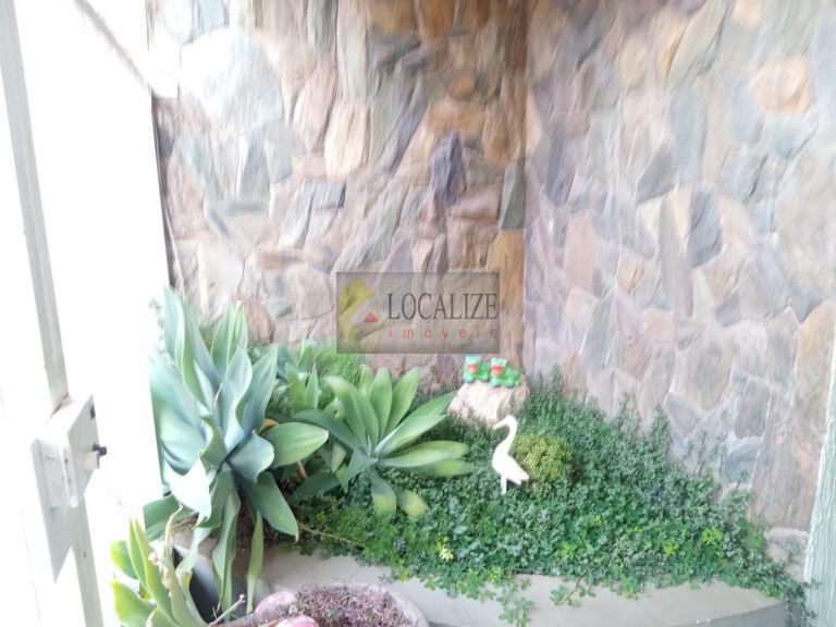 Sobrado à Venda na região Central de Mogi Mirim