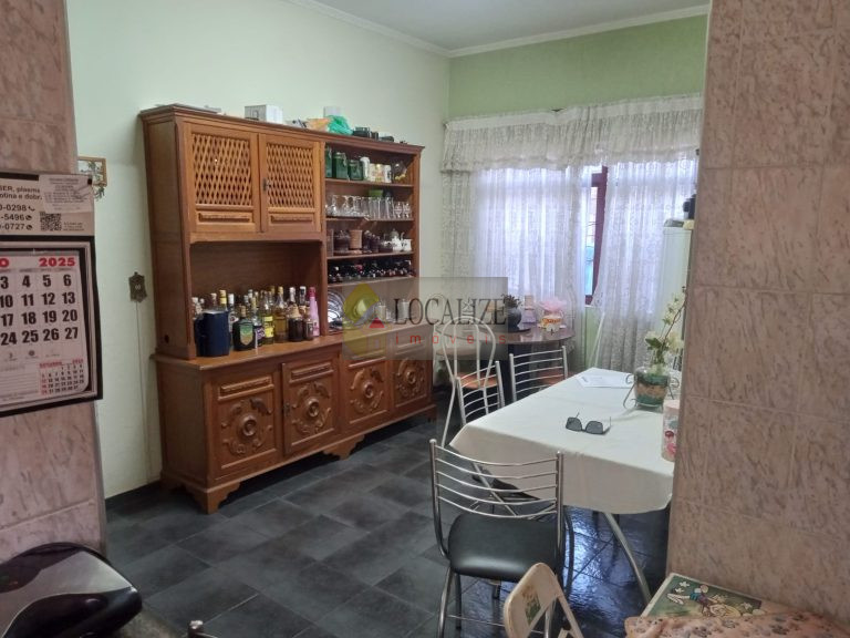 Sobrado à Venda na região Central de Mogi Mirim