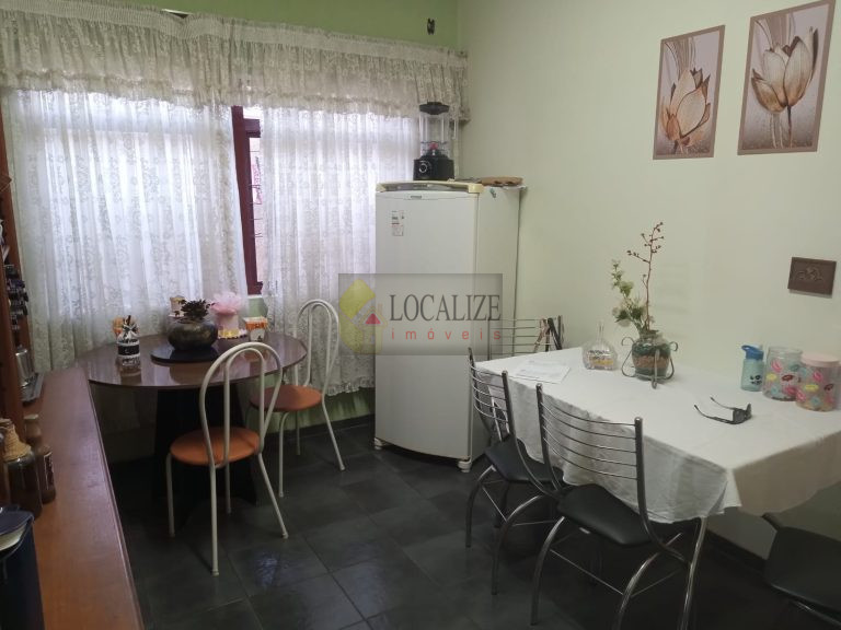 Sobrado à Venda na região Central de Mogi Mirim