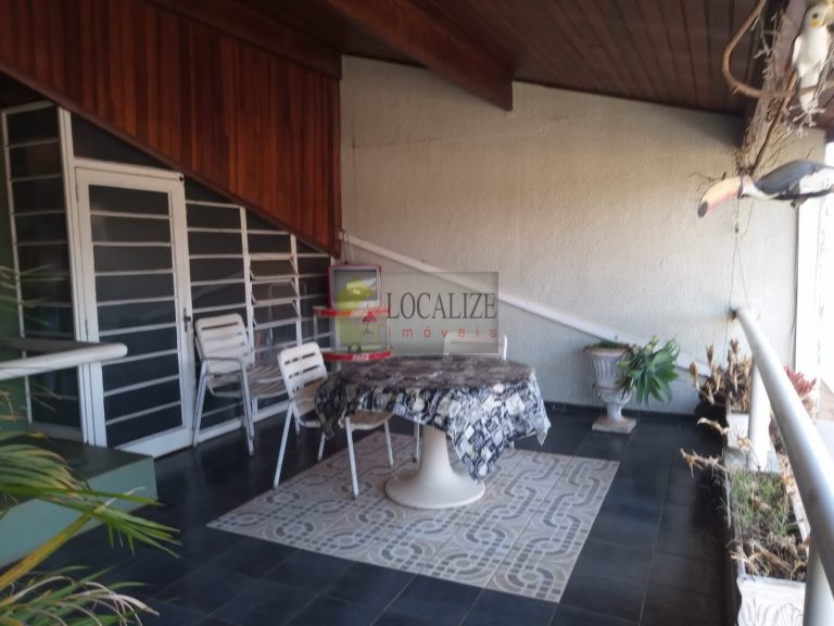 Sobrado à Venda na região Central de Mogi Mirim