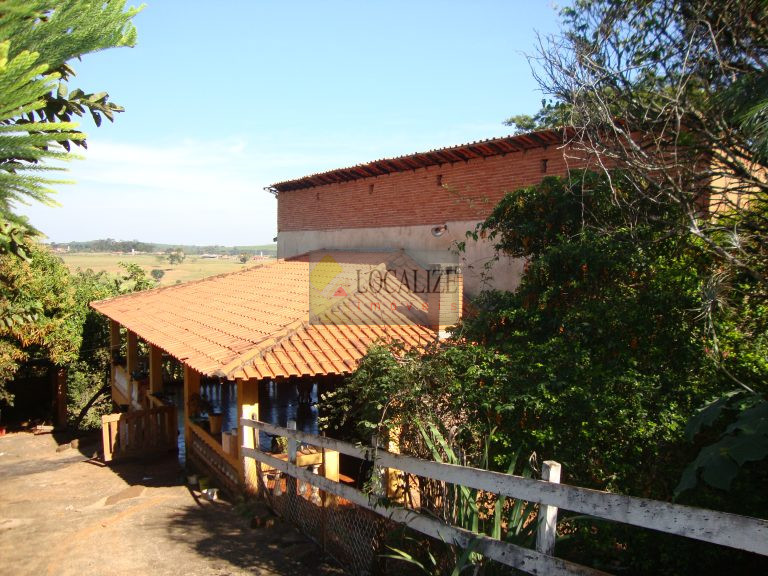 Chácara a Venda em Mogi Mirim (Prox. Cachoeira)