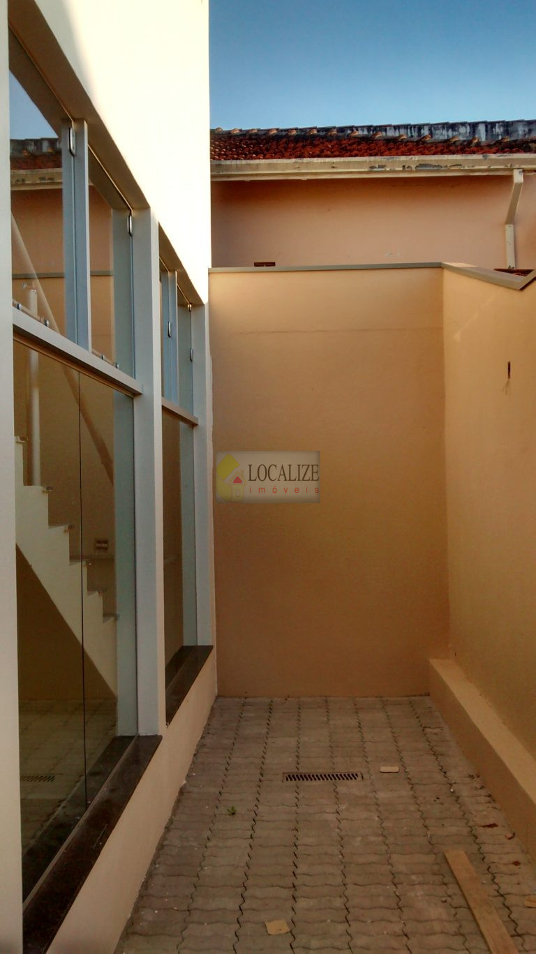 Barracão para Locação