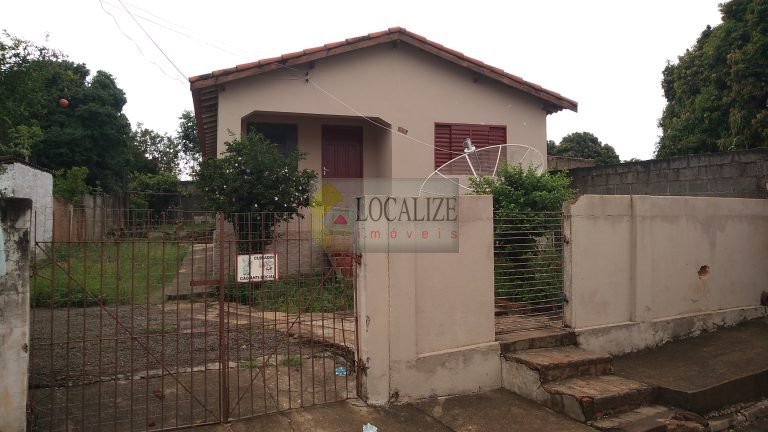 Casa à Venda em Martim Francisco